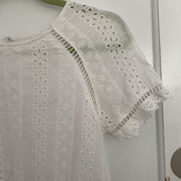 JOA white eyelet romper with open back. Size small. - Picture 3 of 4